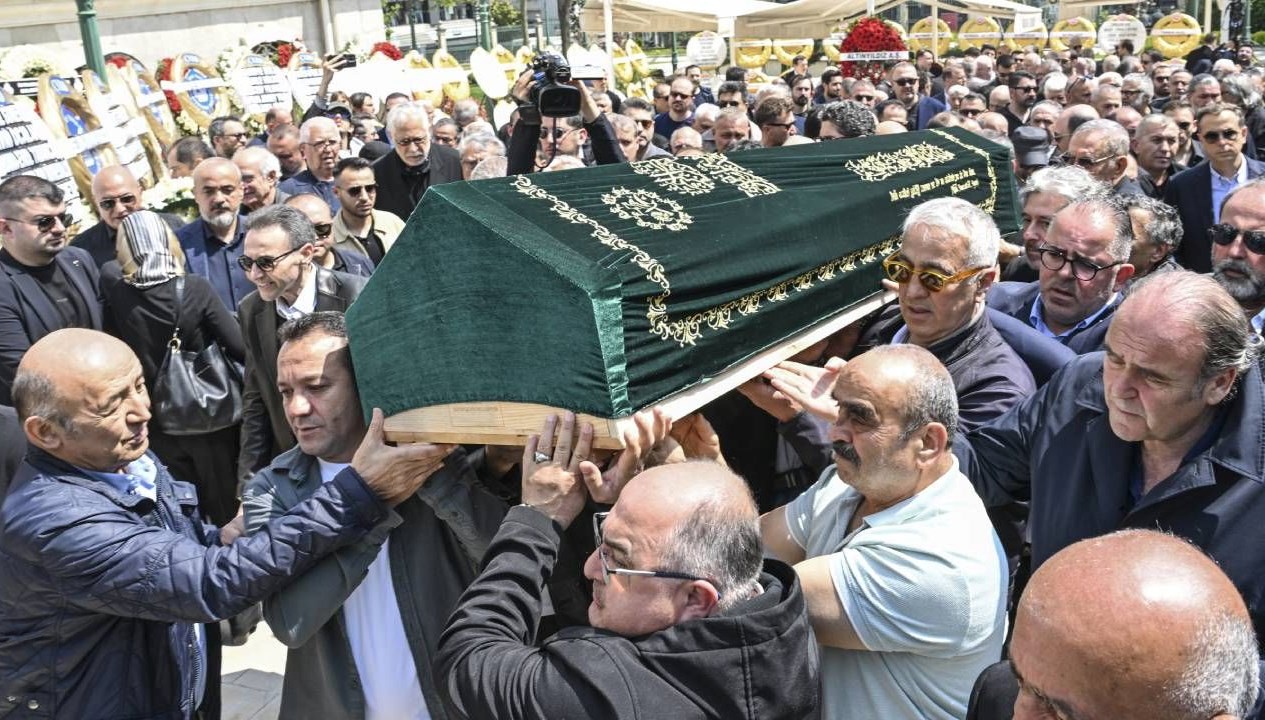 altinyildiz-ve-beymenin-kurucusu-osman-boyner-son-yolculuguna-ugurlandi-D1X27sQD.jpg