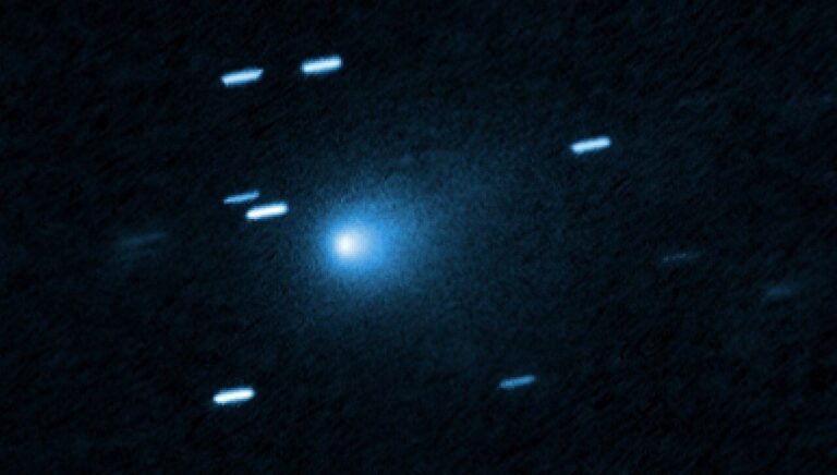 hubble-fotografi-suphe-yaratti-gizemli-gok-cismi-nukleer-uzay-araci-olabilir-iOBMJJ9h.jpg