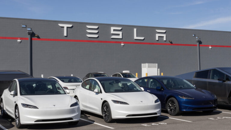 tesla-cinde-deepseeke-sarildi-zd9Fn4aF.jpg