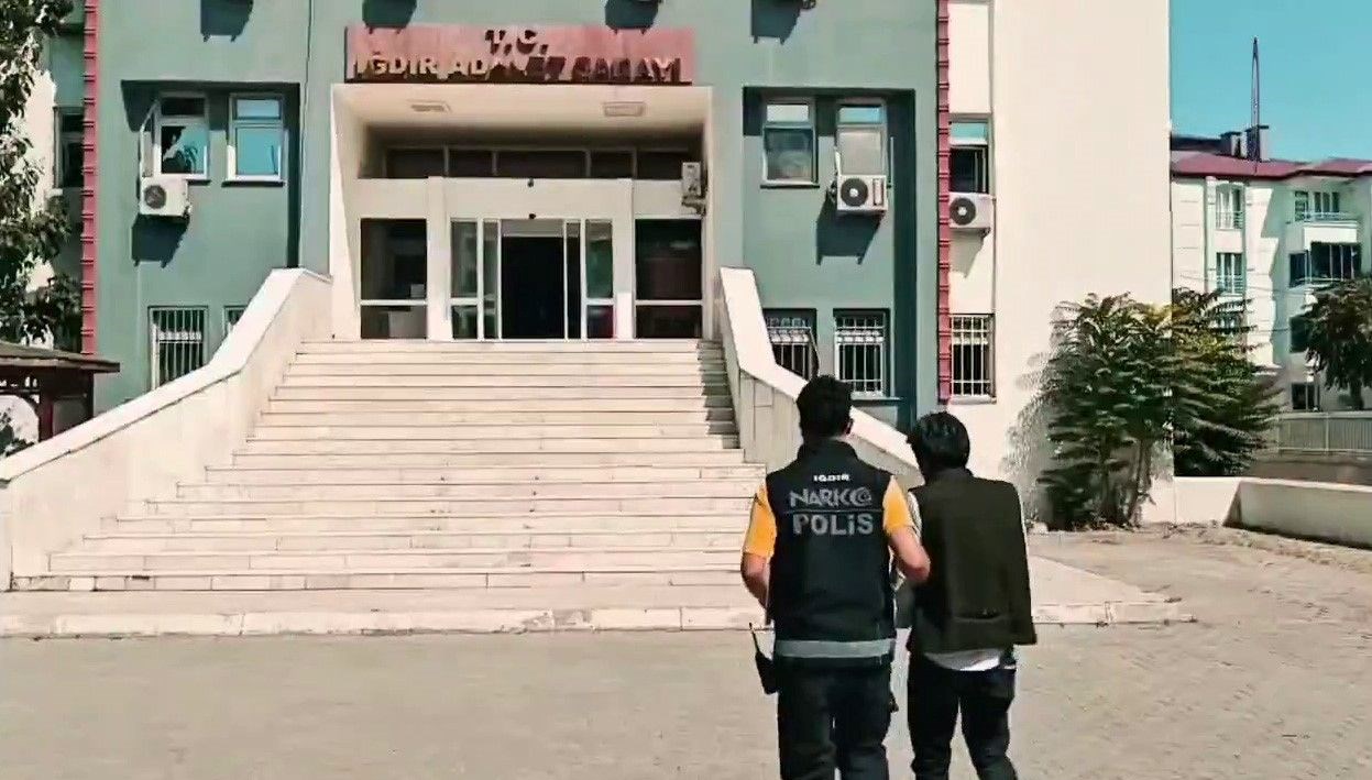 igdirda uyusturucu operasyonu 2 kisi tutuklandi HDrh6rlV