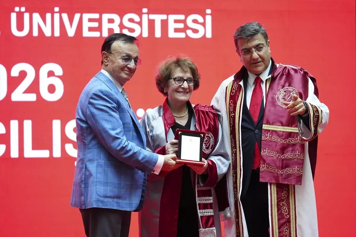 adalet bakani tunc istanbul yeni yuzyil universitesi akademik yili acilis toreninde konustu aciklamasi 3gX453ct.jpg