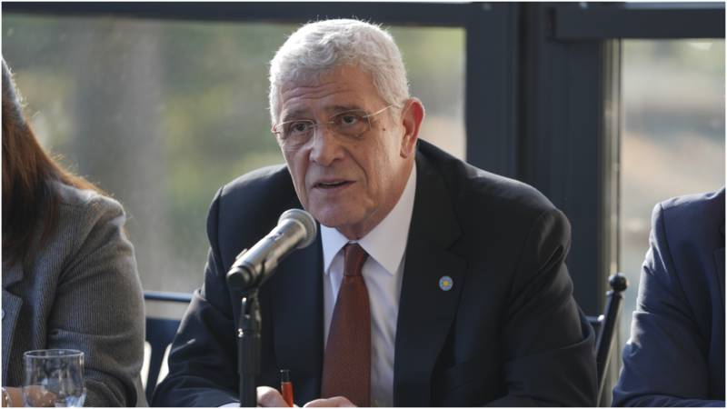 dervisoglu cumhurbaskani gecmis olsun dileklerini iletti kimse birinin elini siktim diye fikirlerimin degisecegine inanmasin VElJbITm