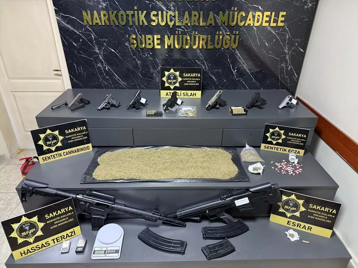 sakaryada uyusturucu ve silah operasyonu htkiditH.jpg