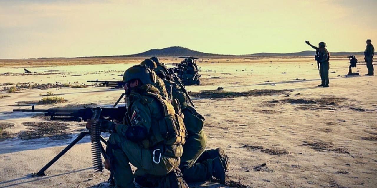 venezuela abdye karsi harekete gecti milis egitimleri basladi IW3Gsuri.jpg