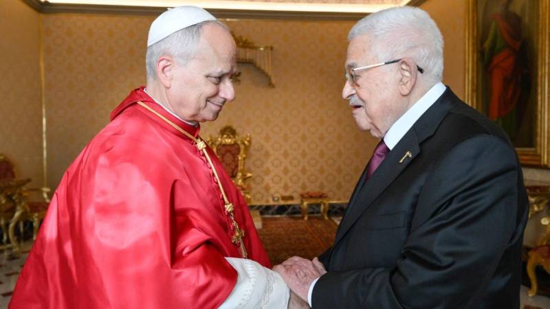 filistin devlet baskani abbas vatikanda papa 14 leo ile gorustu 5uTOykVa.jpg