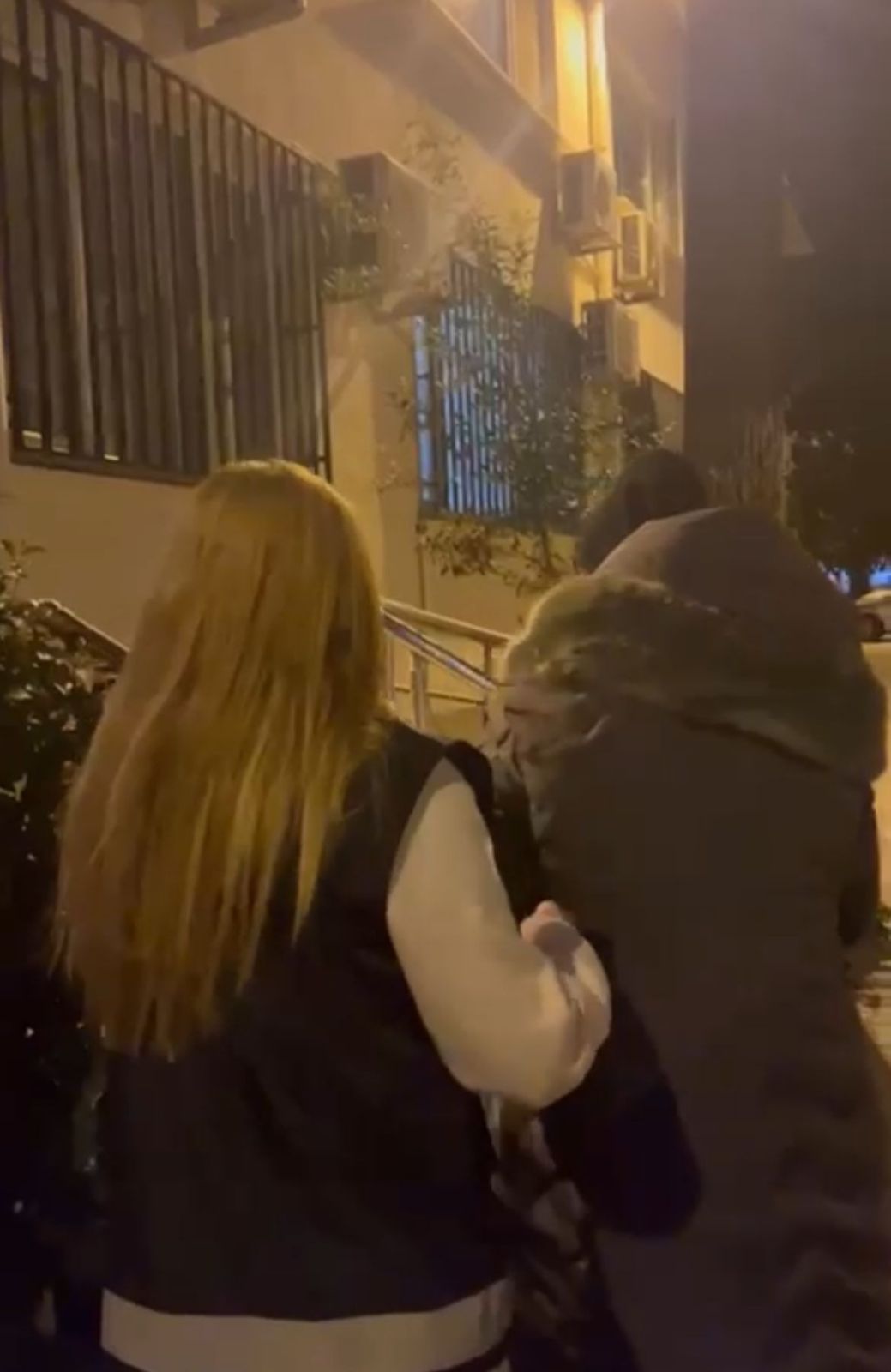 musterilerini beyaz esya kredisi vaadiyle dolandiran isletmeci gozaltinda lH3dFQvk.jpg